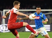 爱游戏-那不勒斯赛前单刀错失，志在欧联名次提升，压力陡增，训练强度明显提升(business中文翻译)