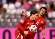 爱游戏娱乐- 德布劳内踢前锋 