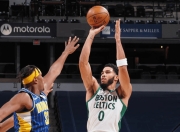 爱游戏体育- 塔图姆进攻 