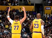 爱游戏体育- 范德比尔特防守能力 